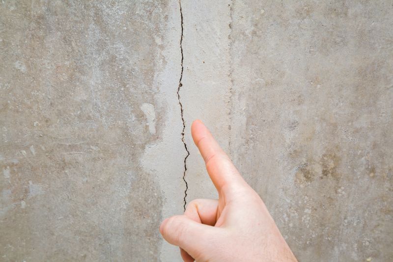 Cracked Wall Before Repair